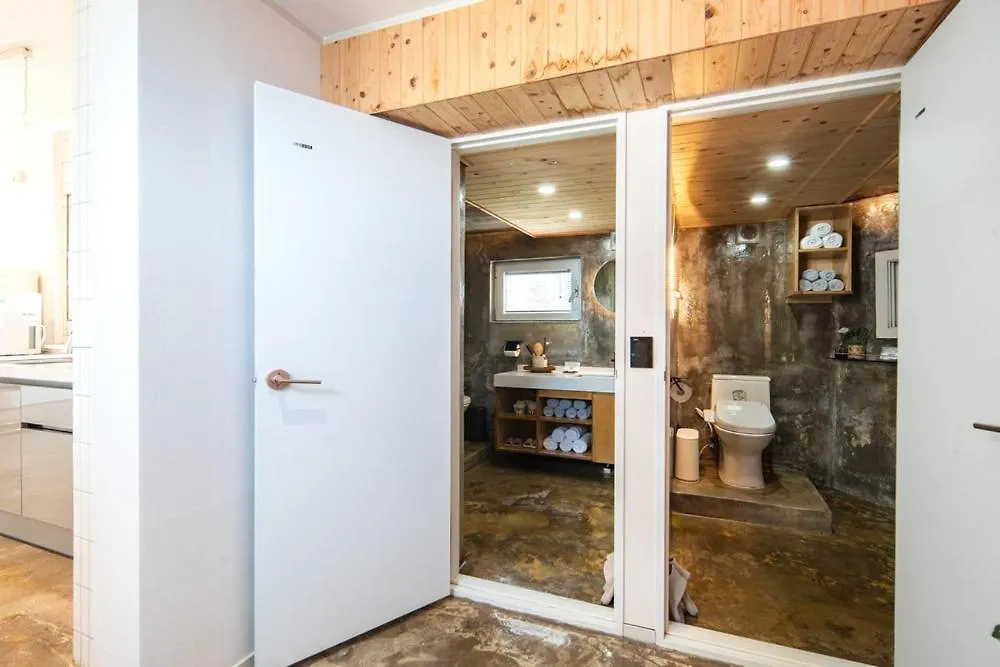 Jeju Mullitdokchae Pool Villa Guest house
