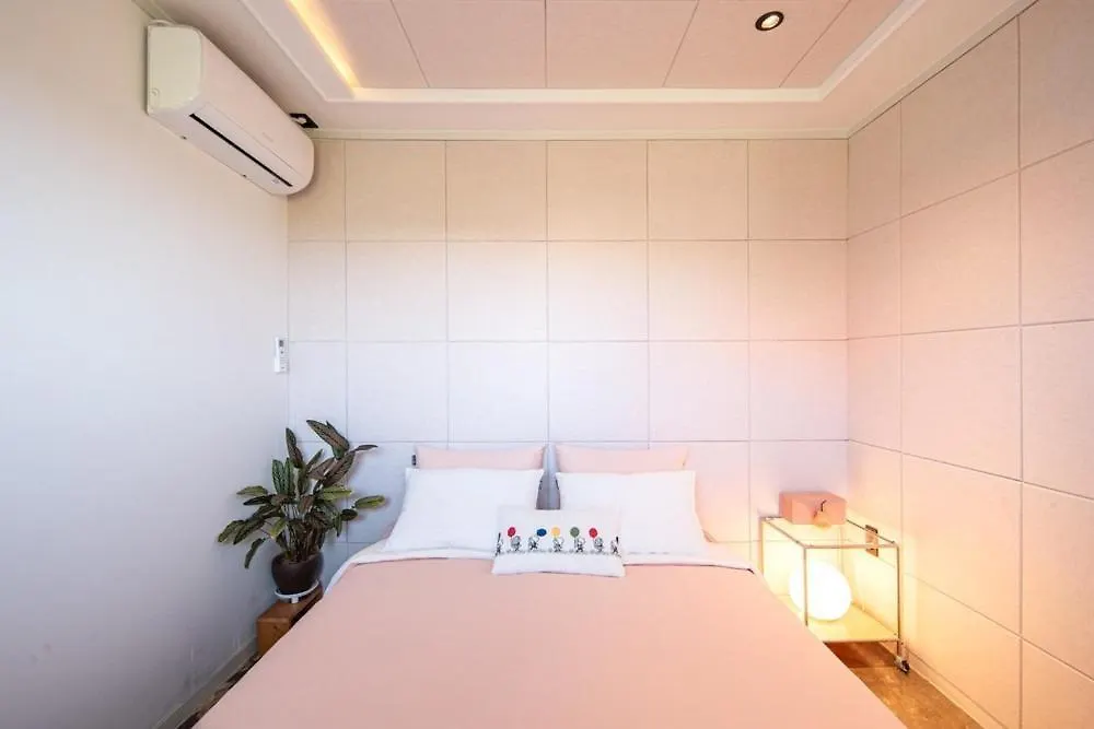 Jeju Mullitdokchae Pool Villa Guest house
