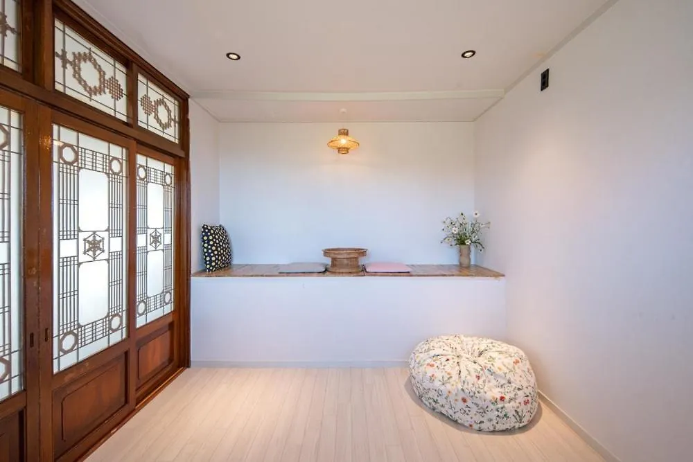 Jeju Mullitdokchae Pool Villa Guest house